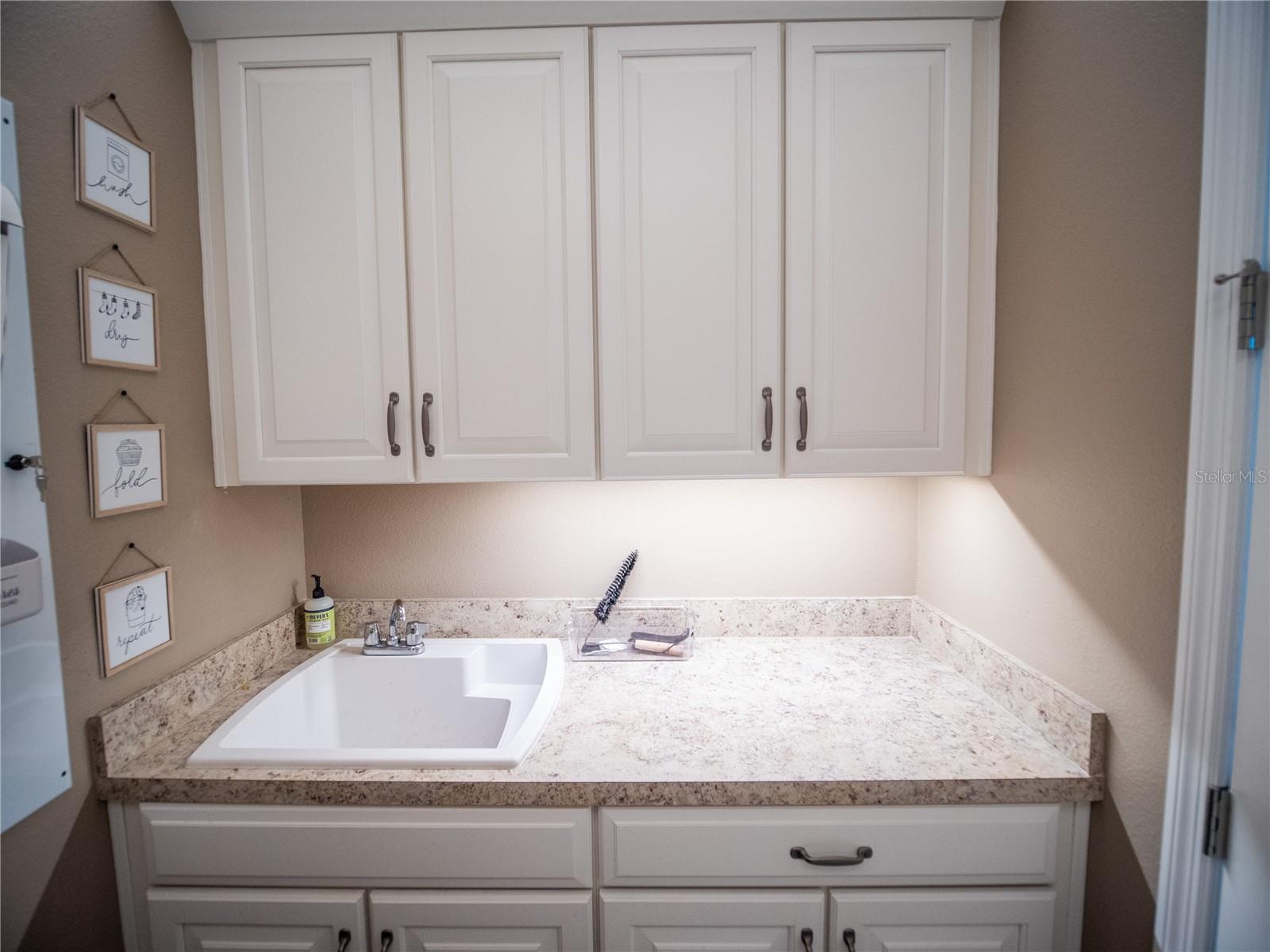 Image 30 of 38 For 8986 Fullerwood Avenue