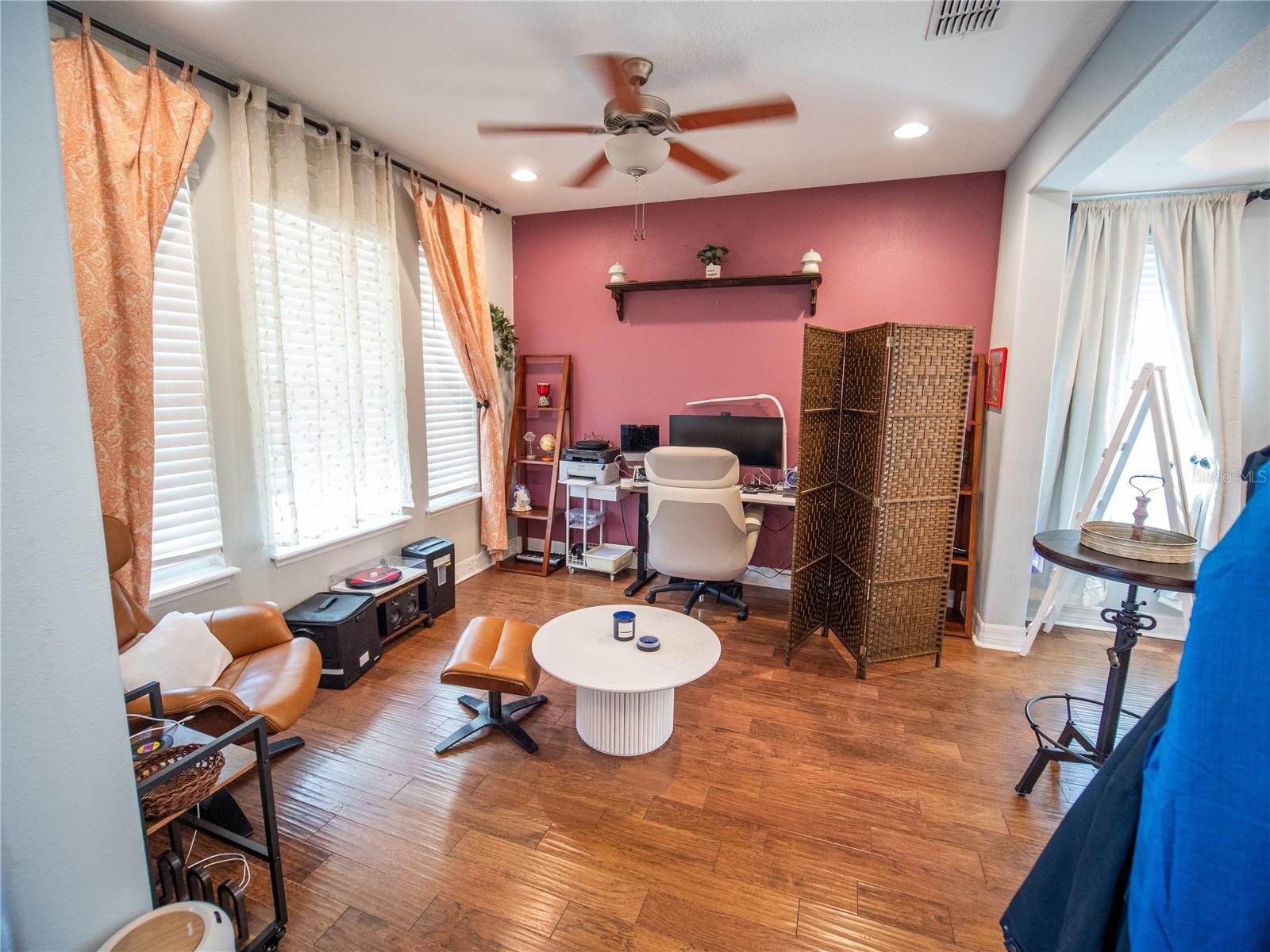 Image 8 of 38 For 8986 Fullerwood Avenue