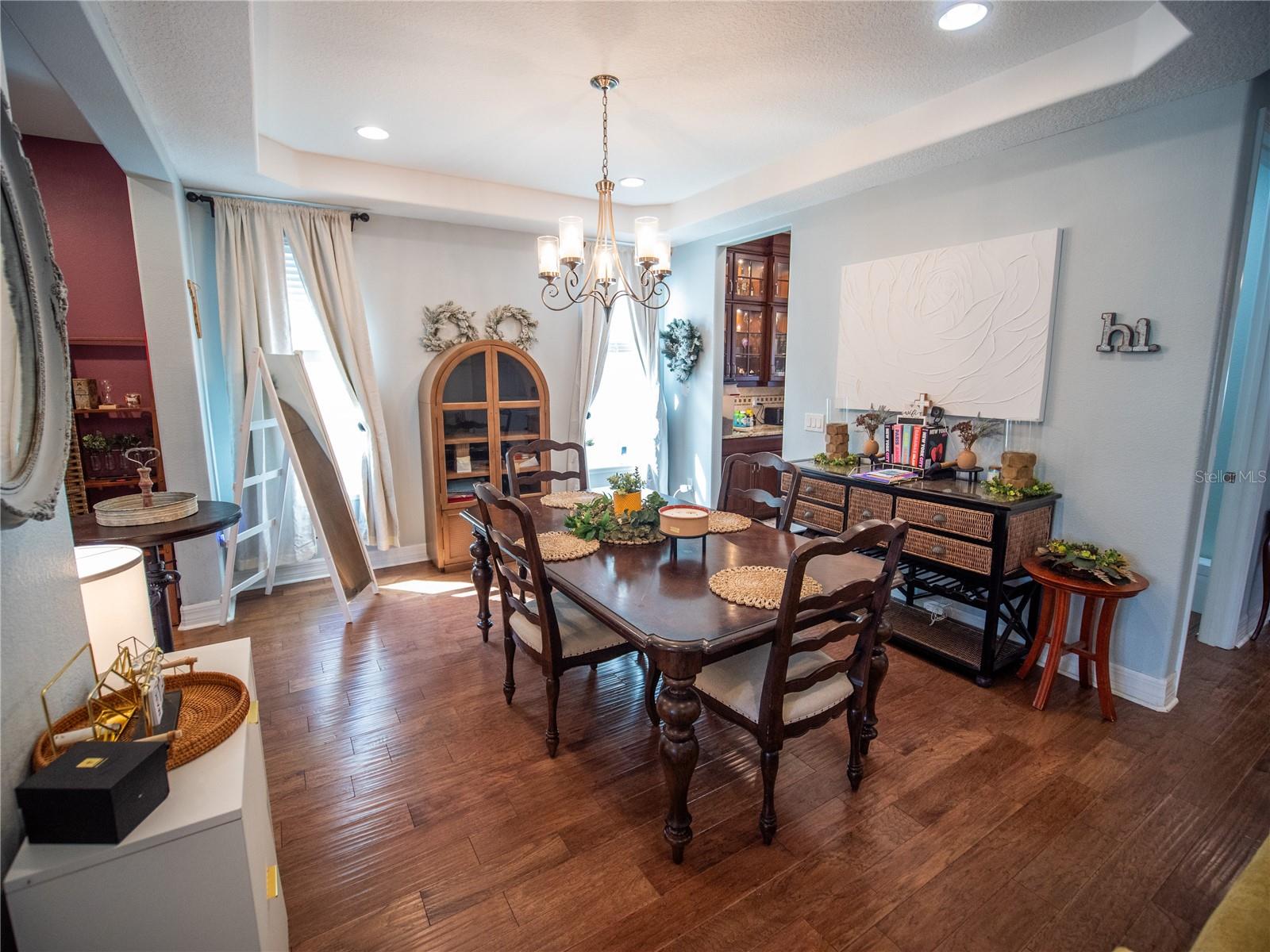 Image 9 of 38 For 8986 Fullerwood Avenue