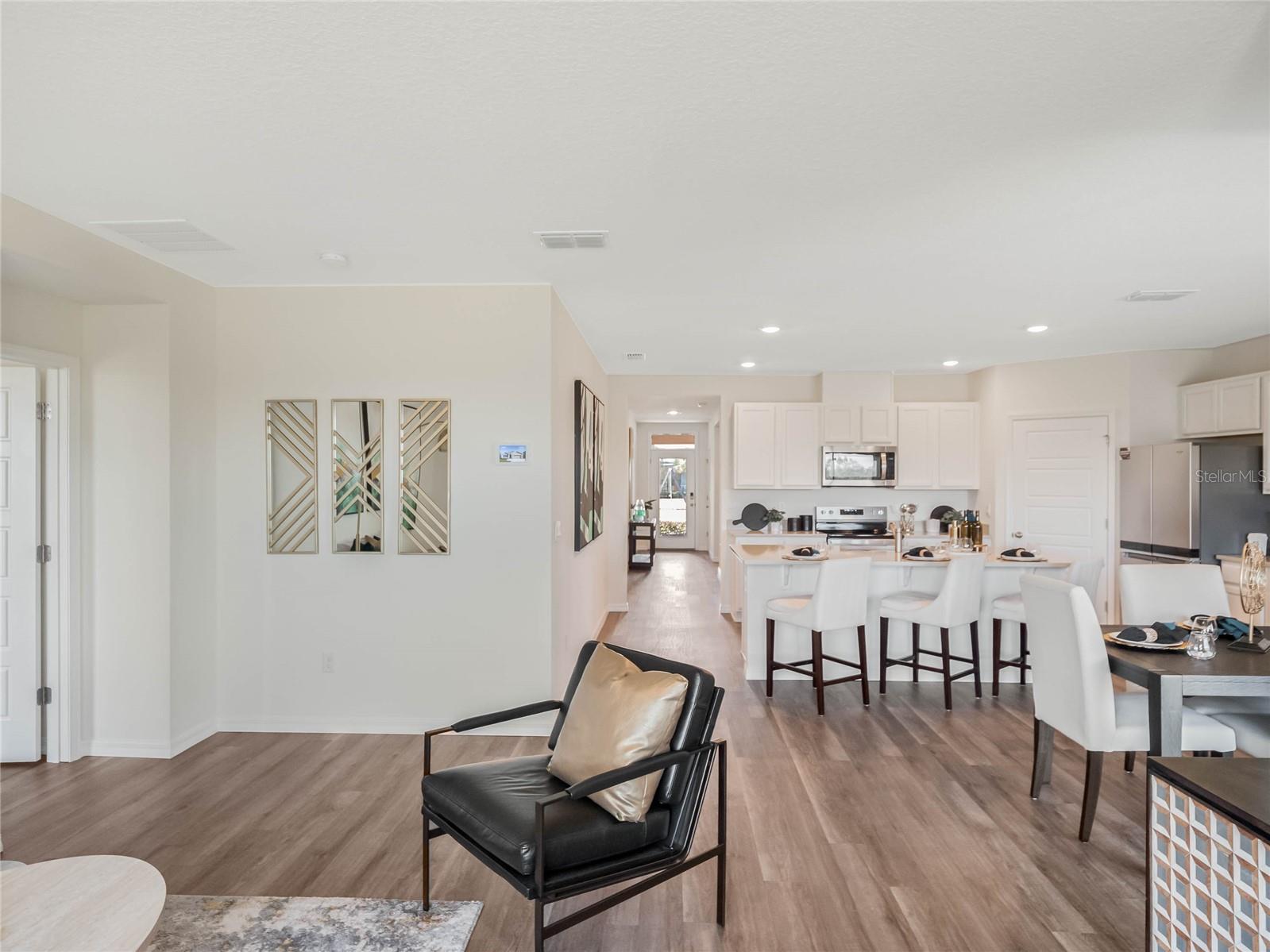 Image 17 of 30 For 5297 Greenheart Avenue