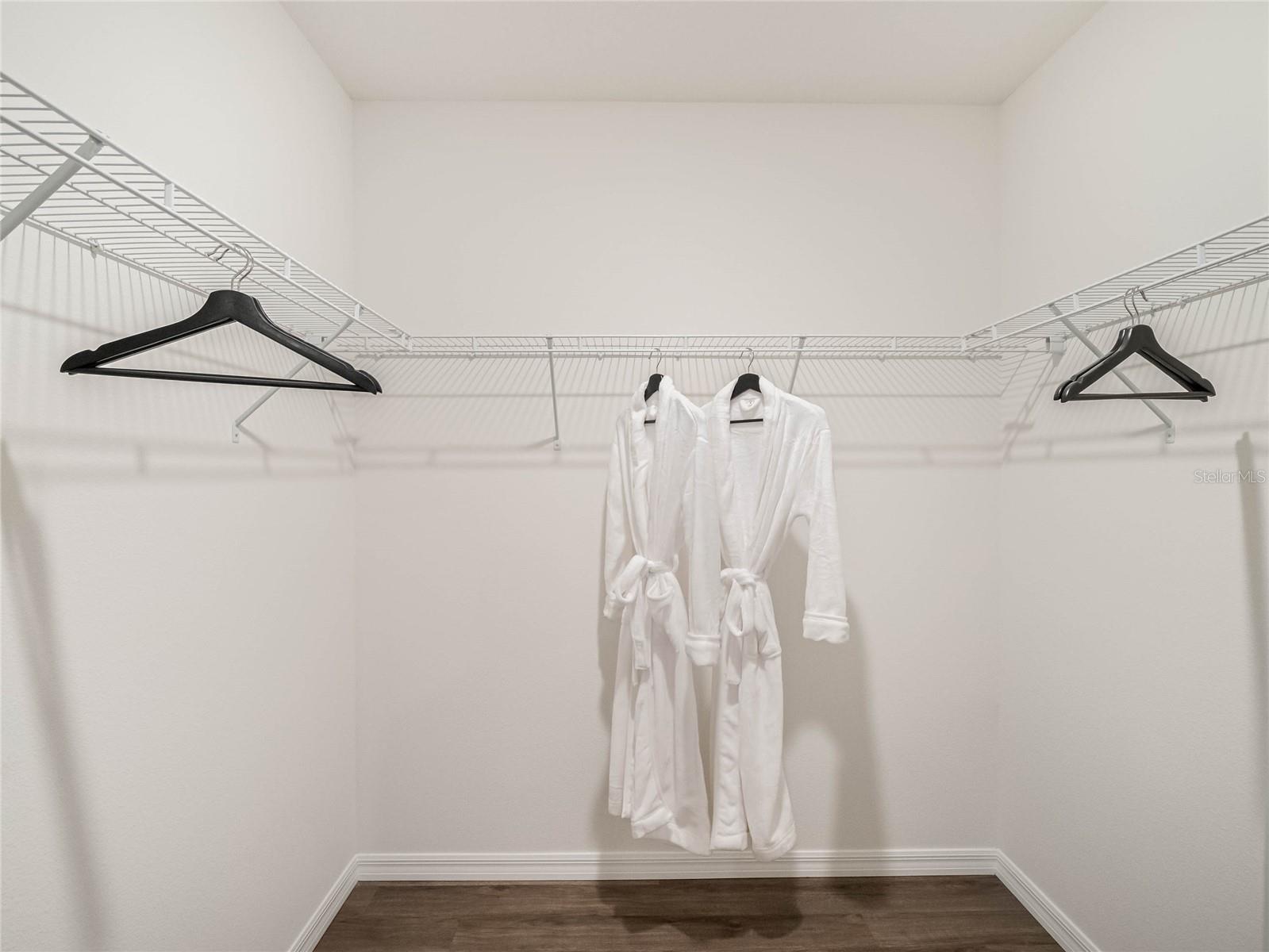 Image 22 of 30 For 5297 Greenheart Avenue