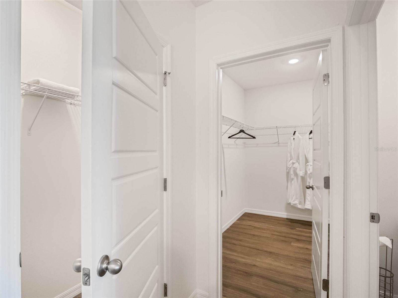 Image 24 of 30 For 5297 Greenheart Avenue