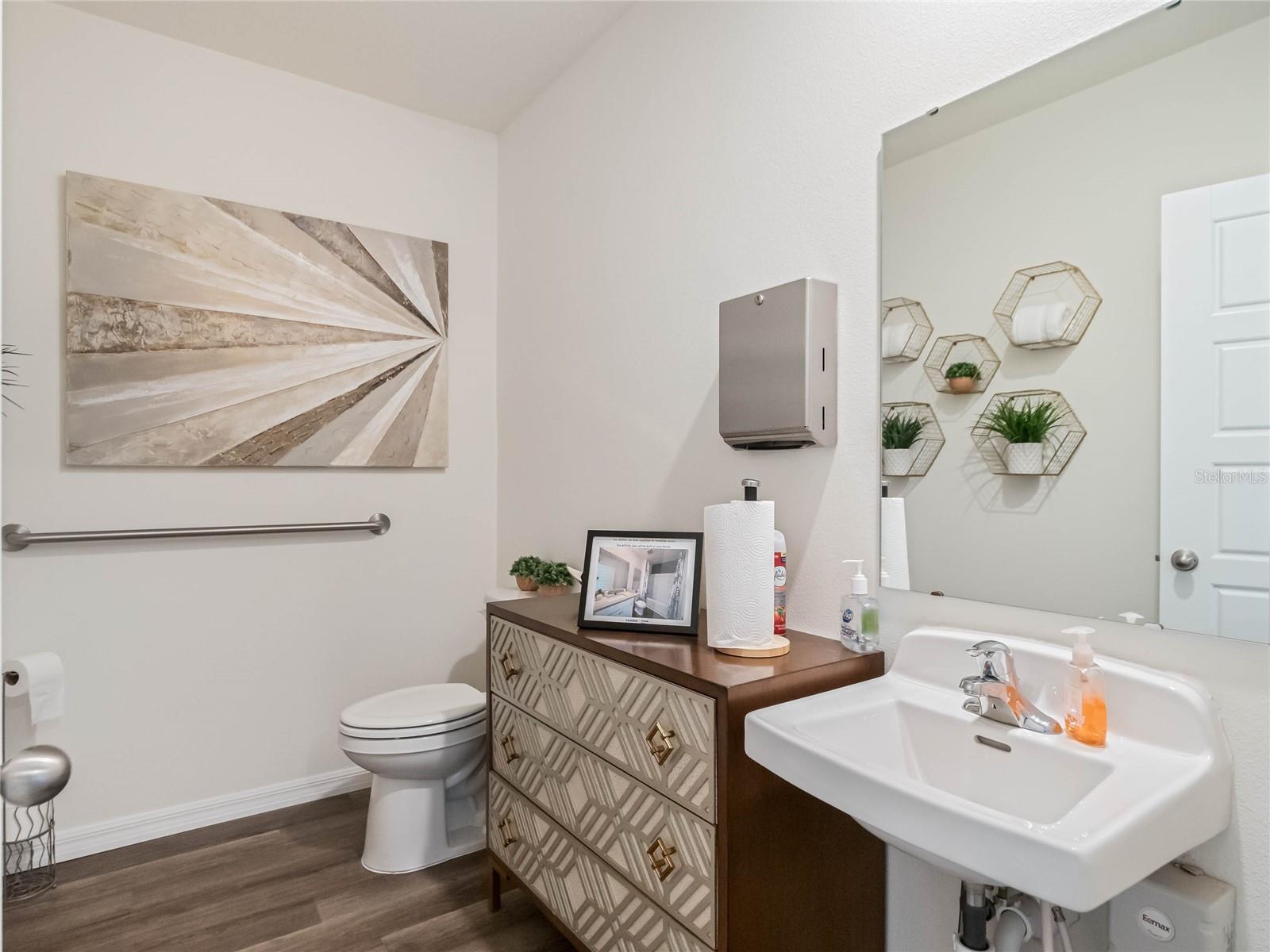 Image 25 of 30 For 5297 Greenheart Avenue