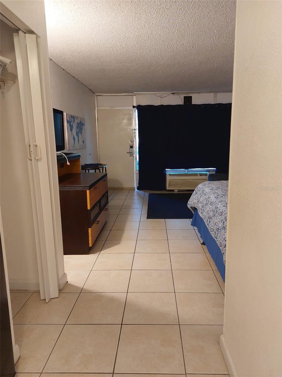 Image 25 of 28 For 43420 Highway 27  157