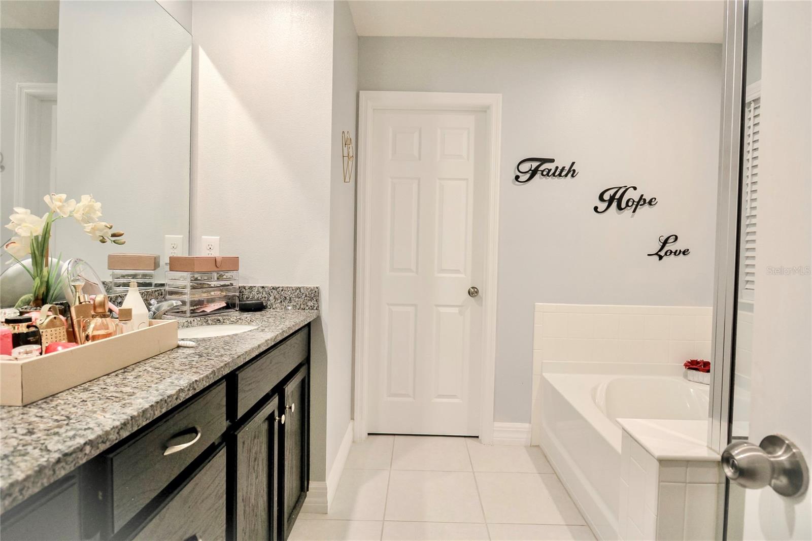 Image 28 of 43 For 2280 Avian Loop