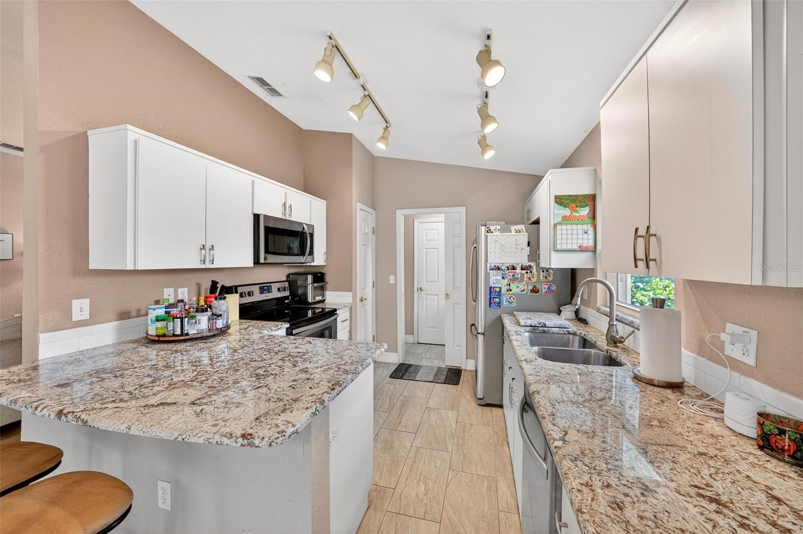 Image 10 of 41 For 203 Ashley Loop