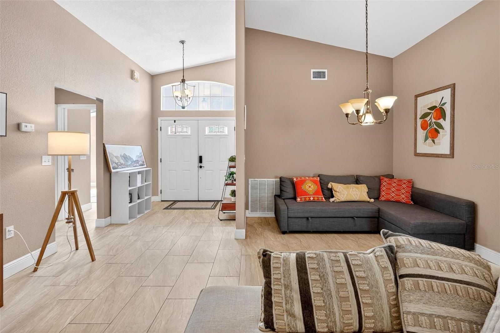 Image 4 of 41 For 203 Ashley Loop