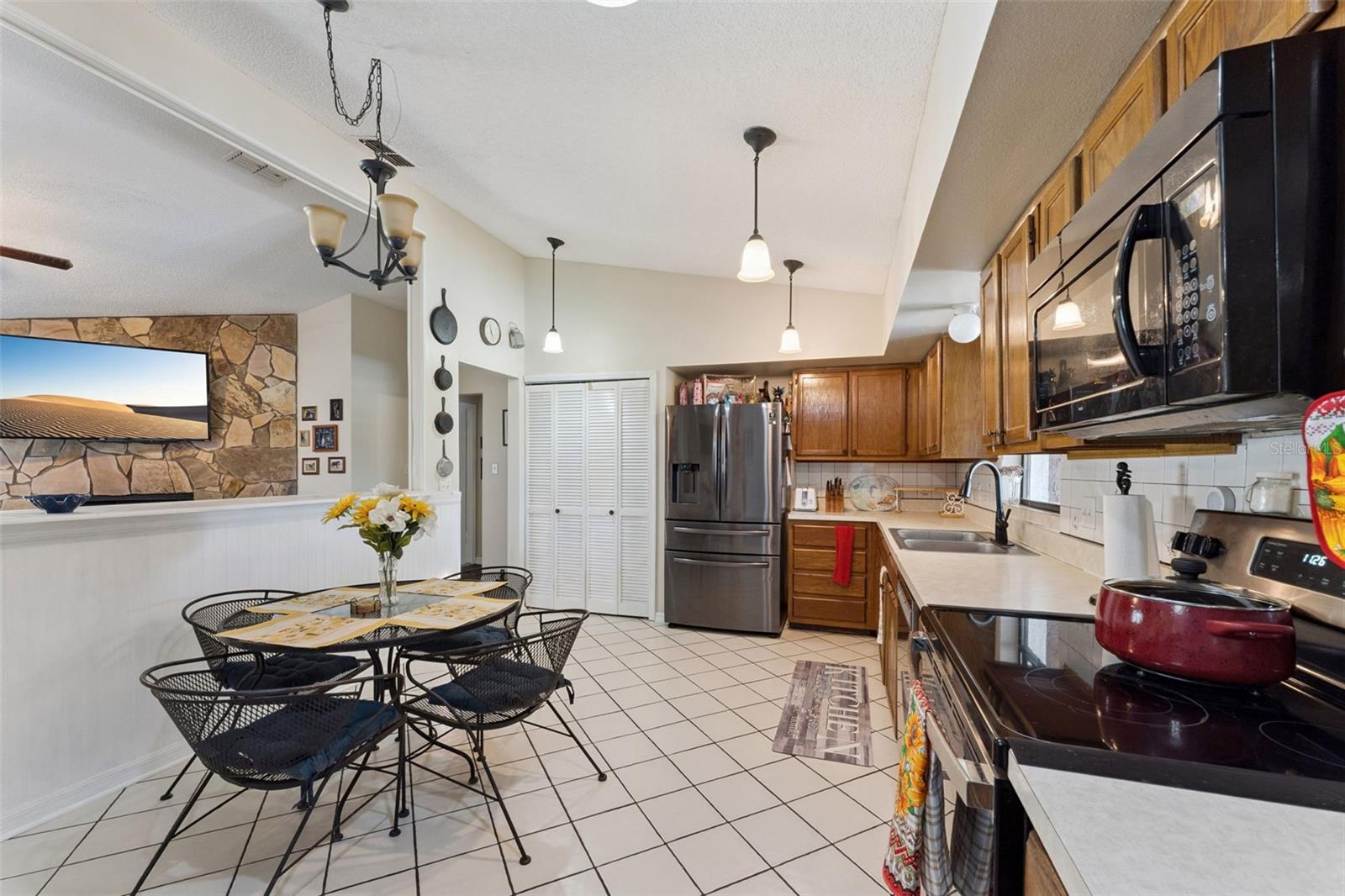 Image 12 of 43 For 199 Paul Mcclure Court