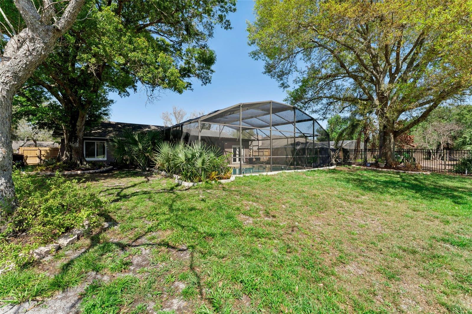 Image 32 of 43 For 199 Paul Mcclure Court