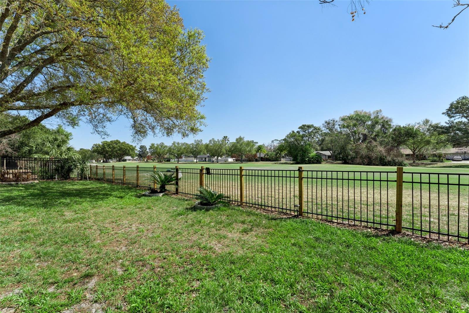 Image 33 of 43 For 199 Paul Mcclure Court