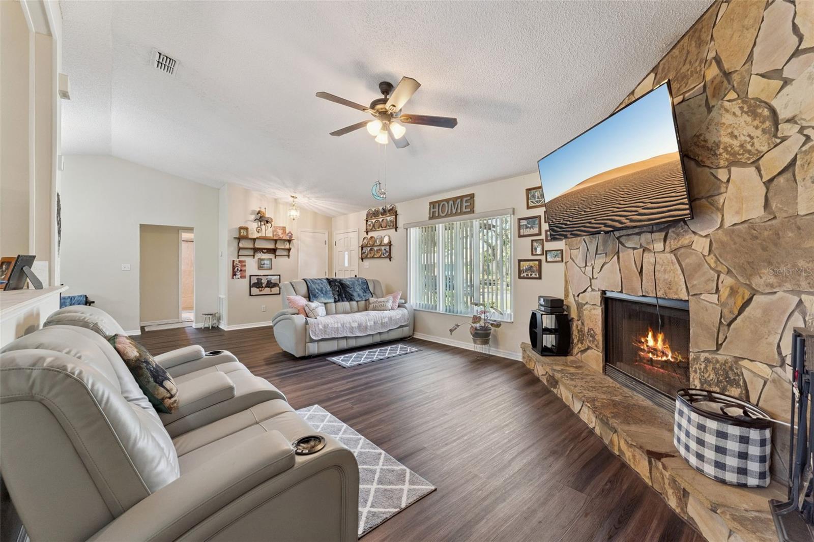 Image 6 of 43 For 199 Paul Mcclure Court