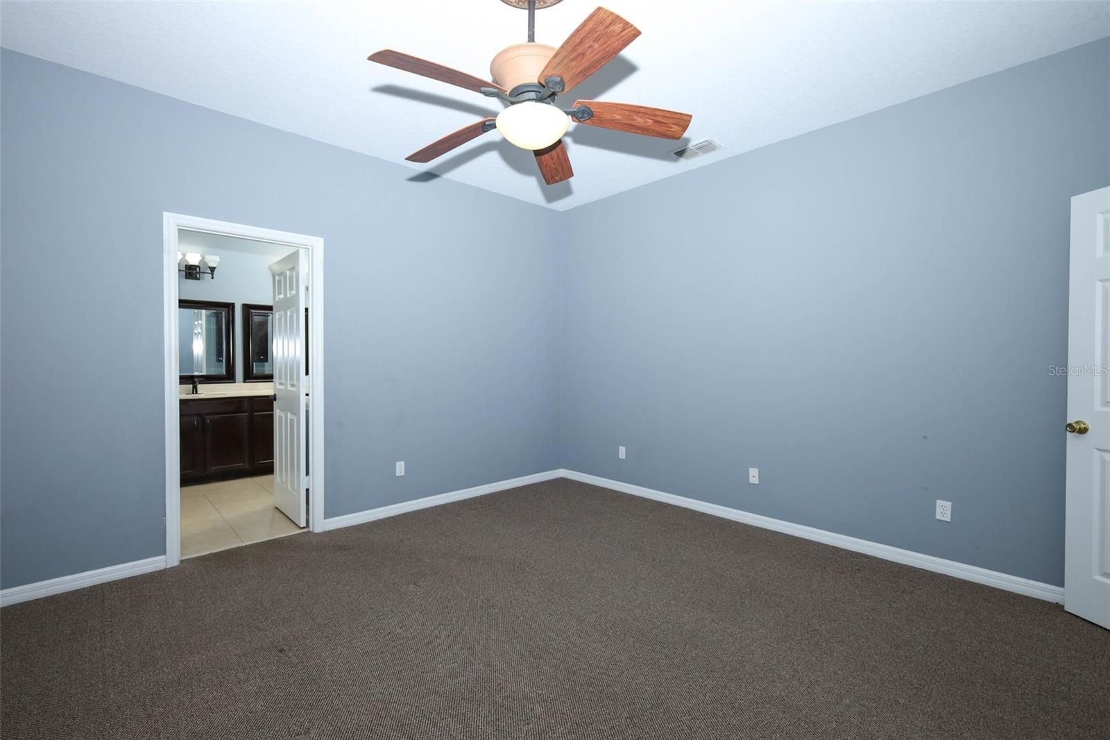 Image 19 of 65 For 1414 Willow Branch Drive