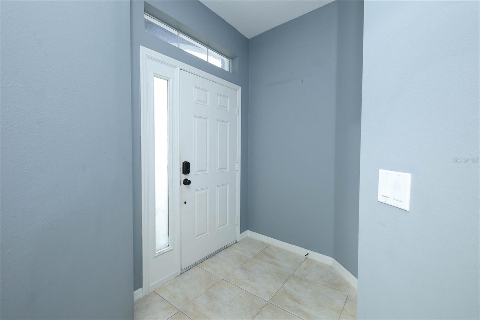 Image 4 of 65 For 1414 Willow Branch Drive