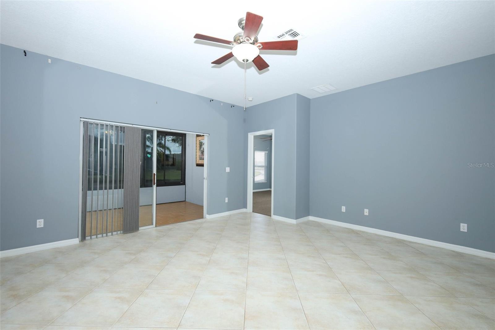 Image 9 of 65 For 1414 Willow Branch Drive