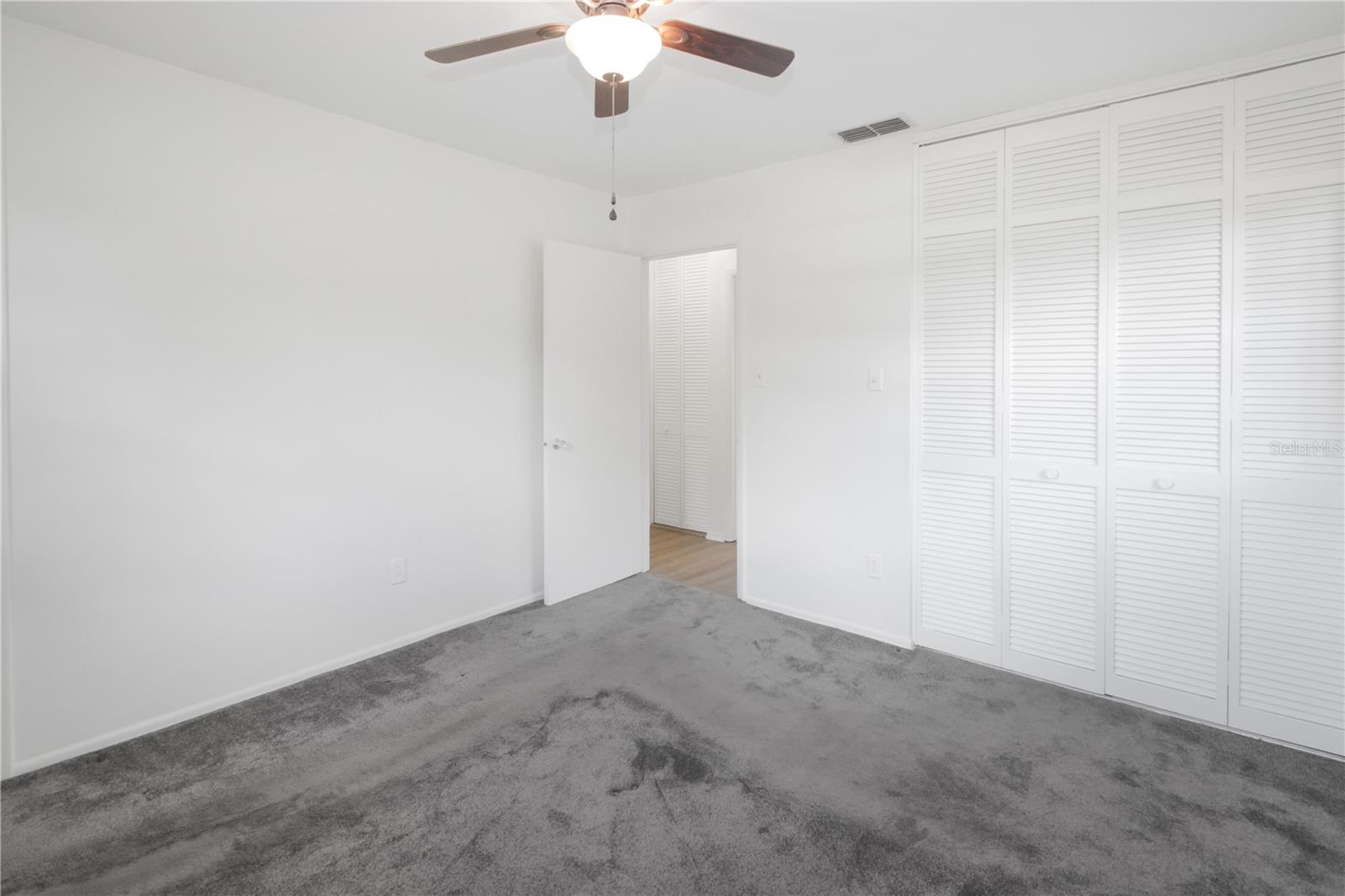 Image 16 of 28 For 130 Lombardy Road