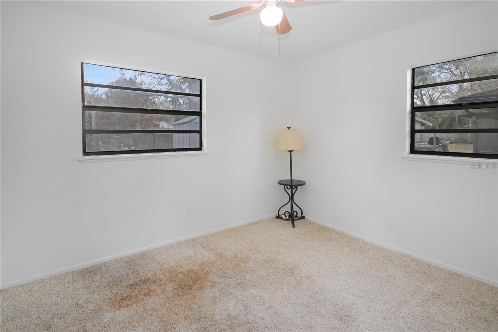 Image 19 of 28 For 130 Lombardy Road