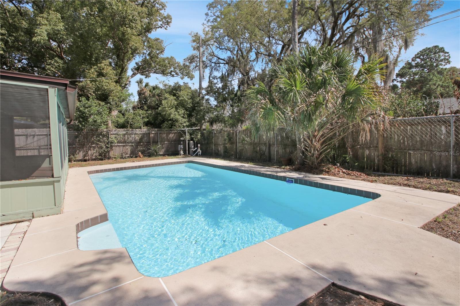 Image 2 of 28 For 130 Lombardy Road