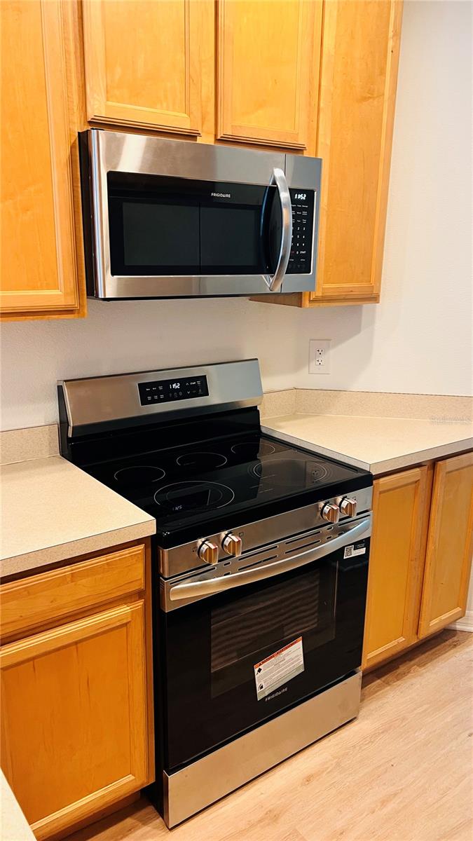 Image 7 of 27 For 3514 Victoria Pines Drive 148