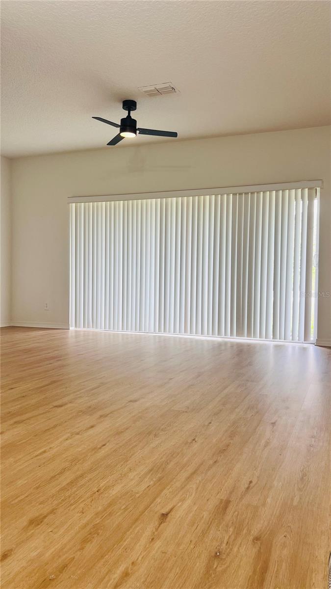 Image 8 of 27 For 3514 Victoria Pines Drive 148