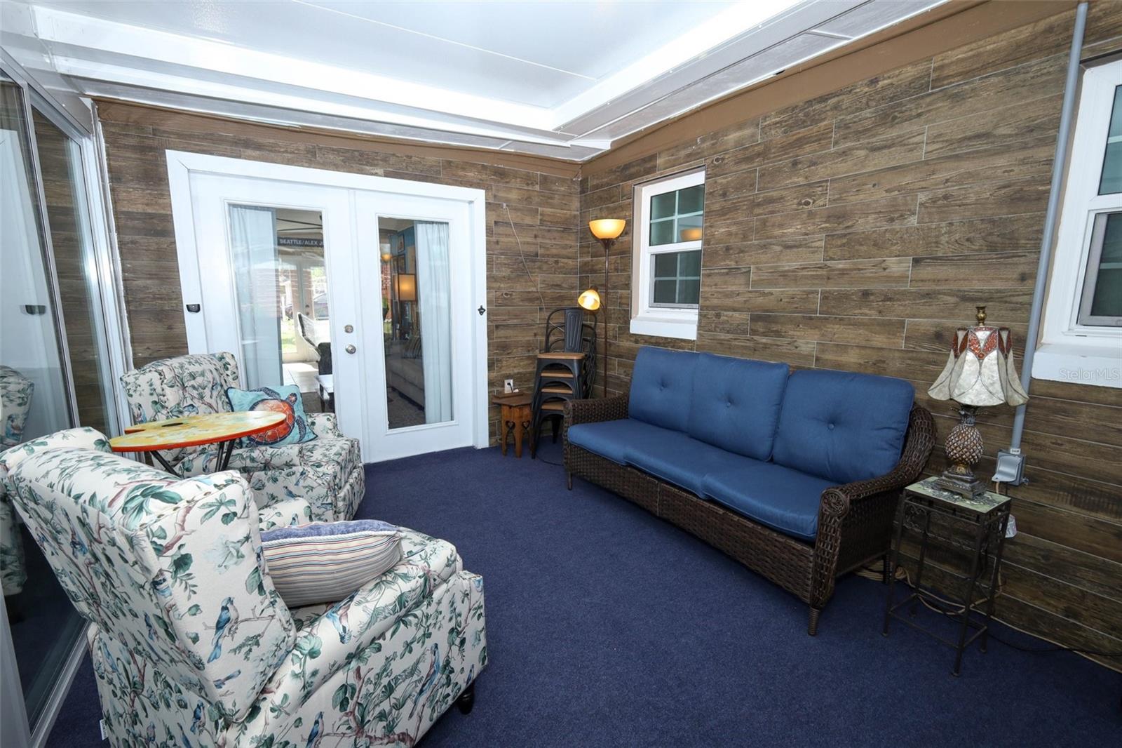 Image 25 of 48 For 2725 Hertha Avenue