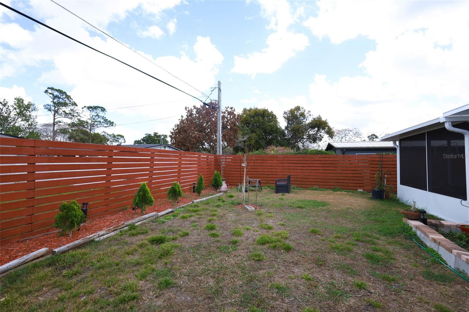 Image 35 of 48 For 2725 Hertha Avenue