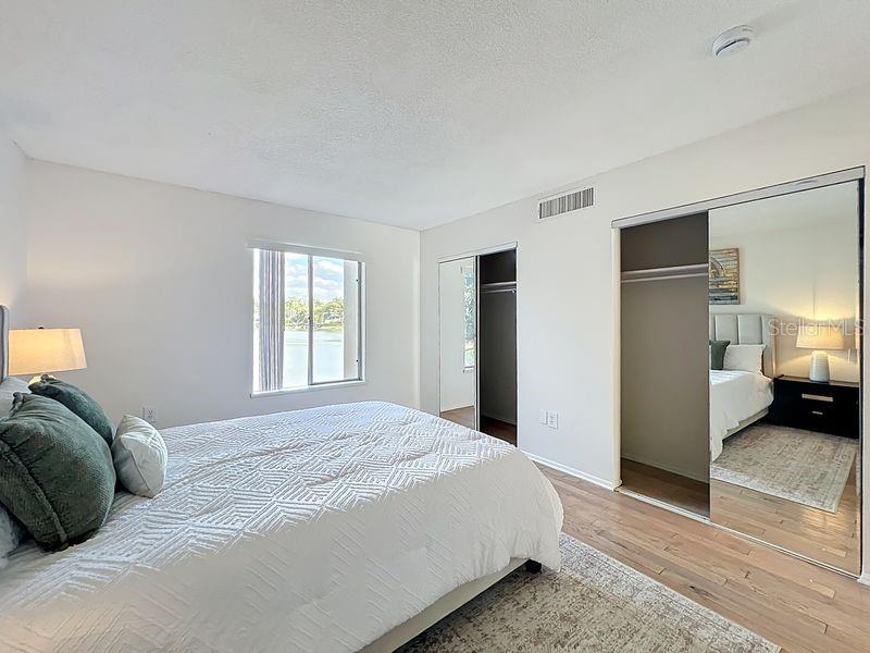 Image 27 of 52 For 626 Orange Drive 242