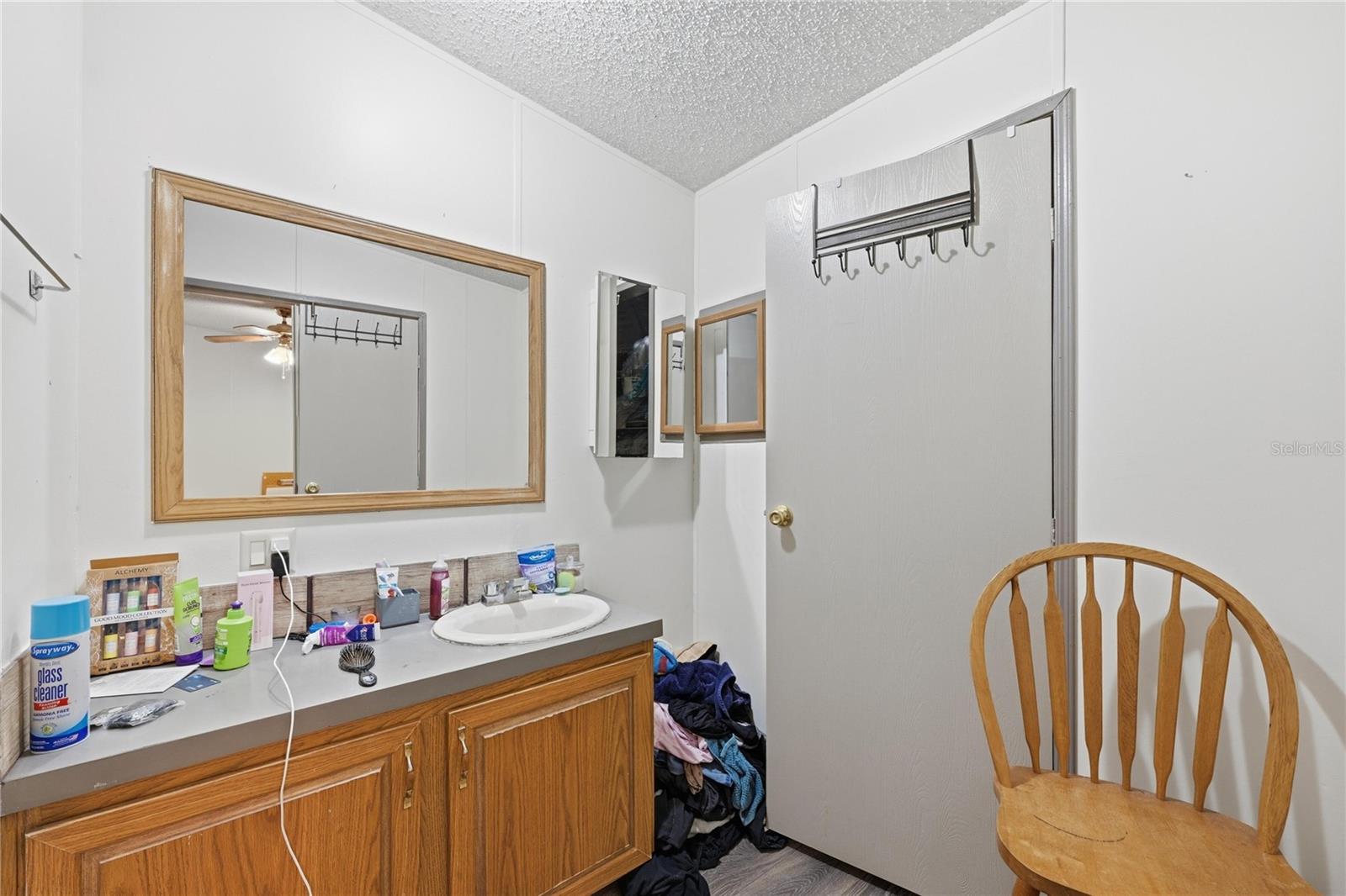 Image 24 of 28 For 44326 Woodland Circle