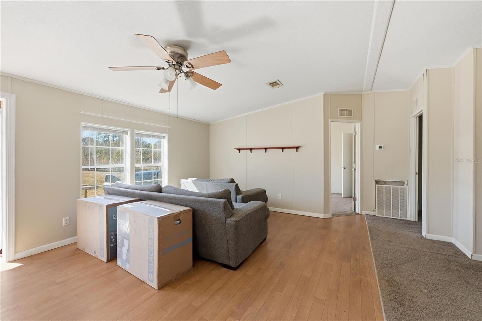 Image 5 of 28 For 44326 Woodland Circle