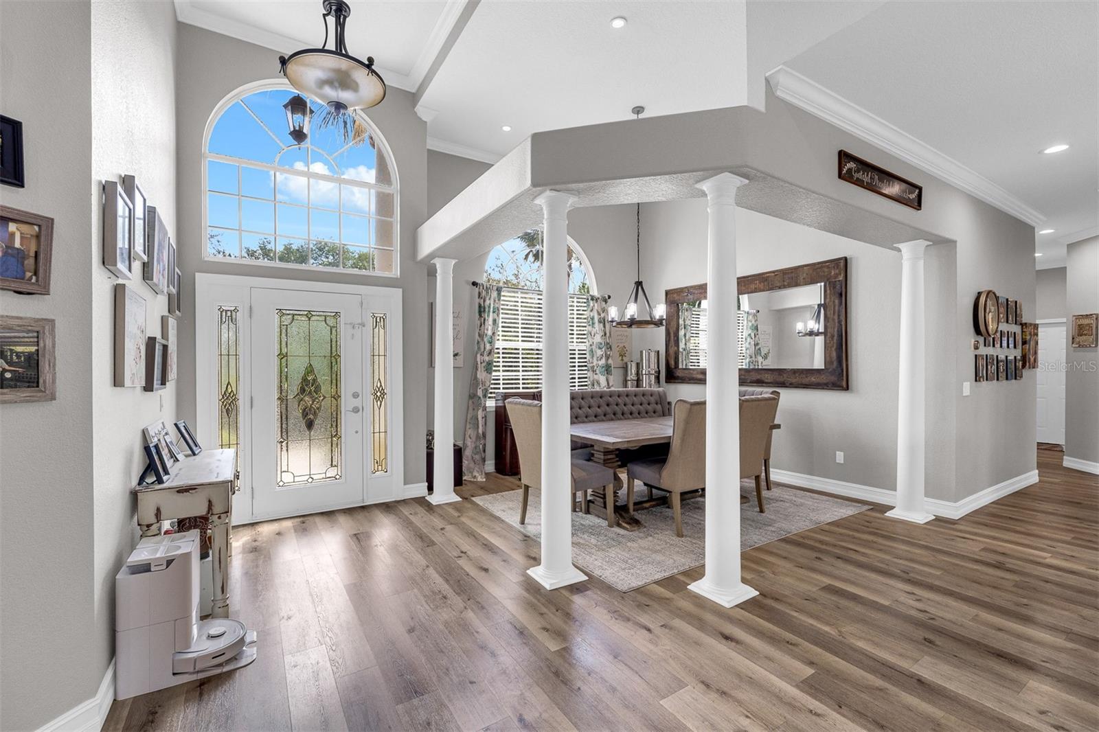 Image 14 of 47 For 8704 Benoit Avenue