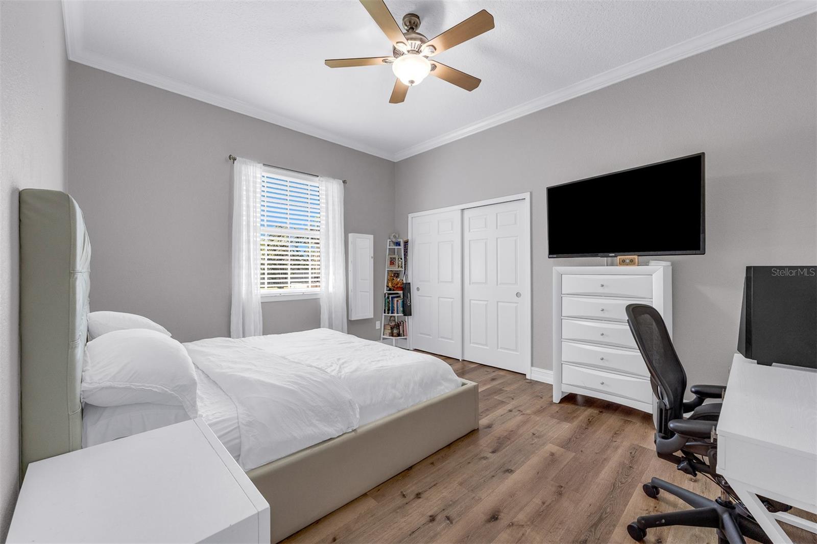 Image 24 of 47 For 8704 Benoit Avenue