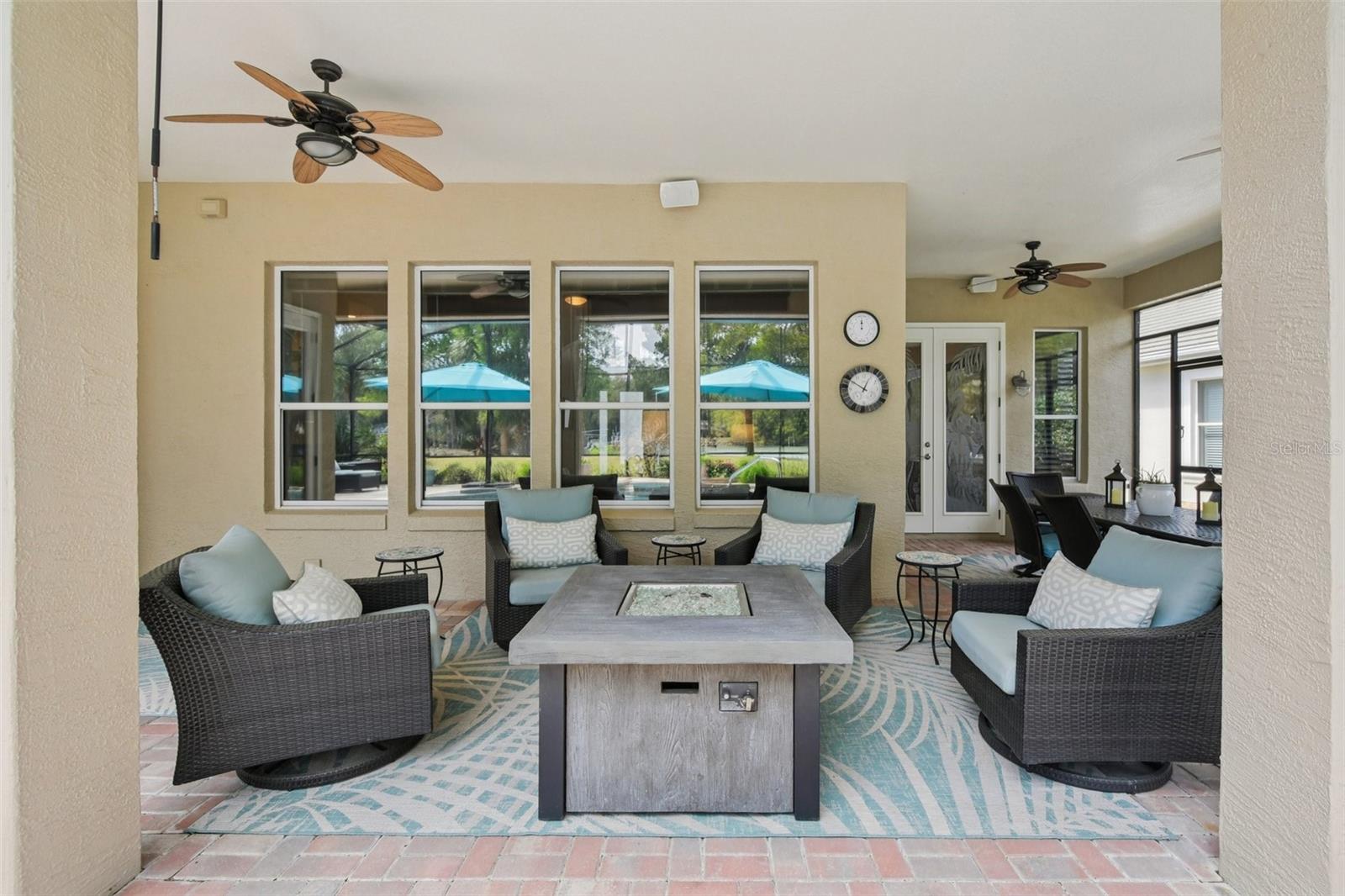 Listing photo id 34 for 101 Longview Way N