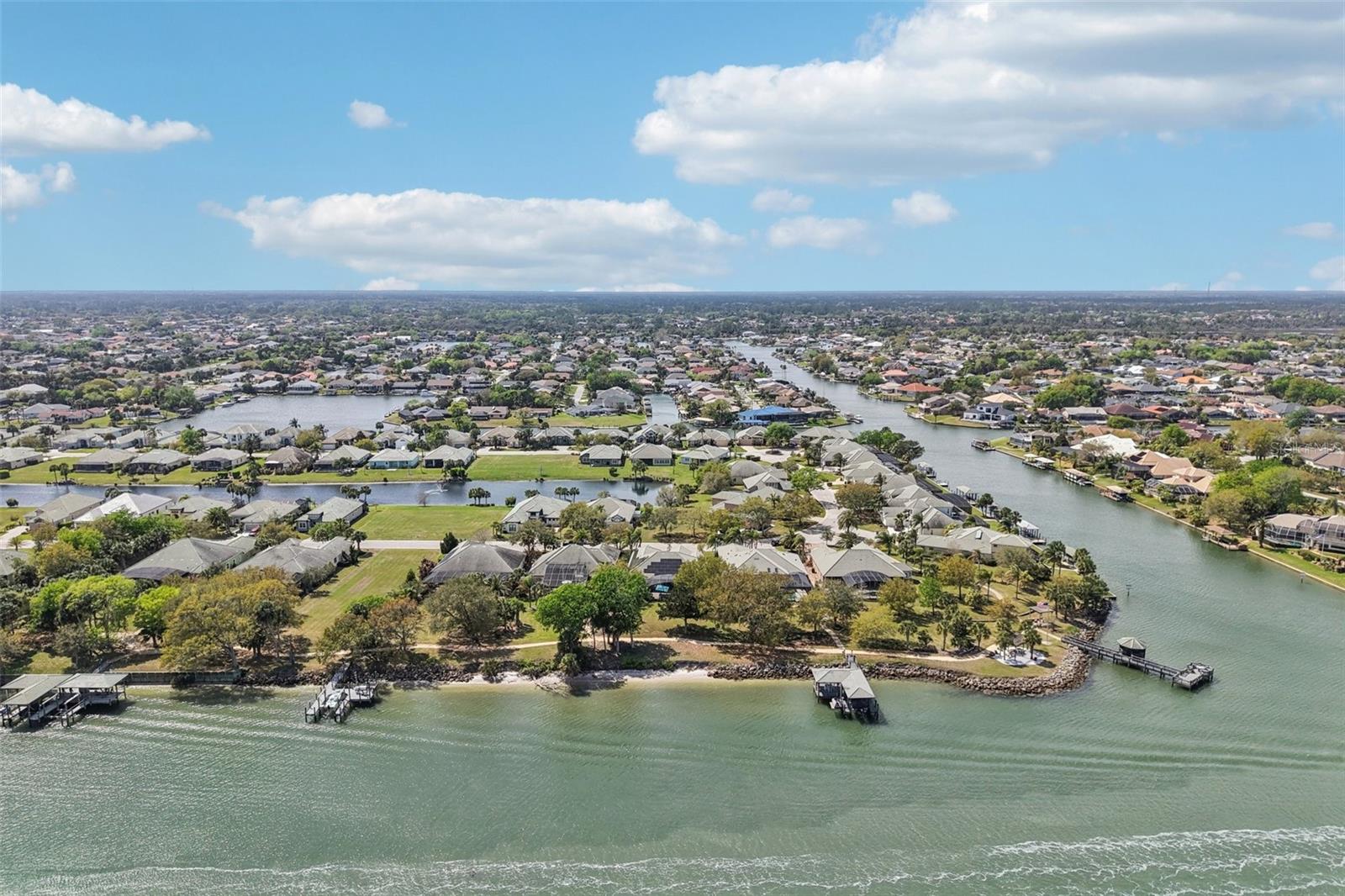 Listing photo id 46 for 101 Longview Way N