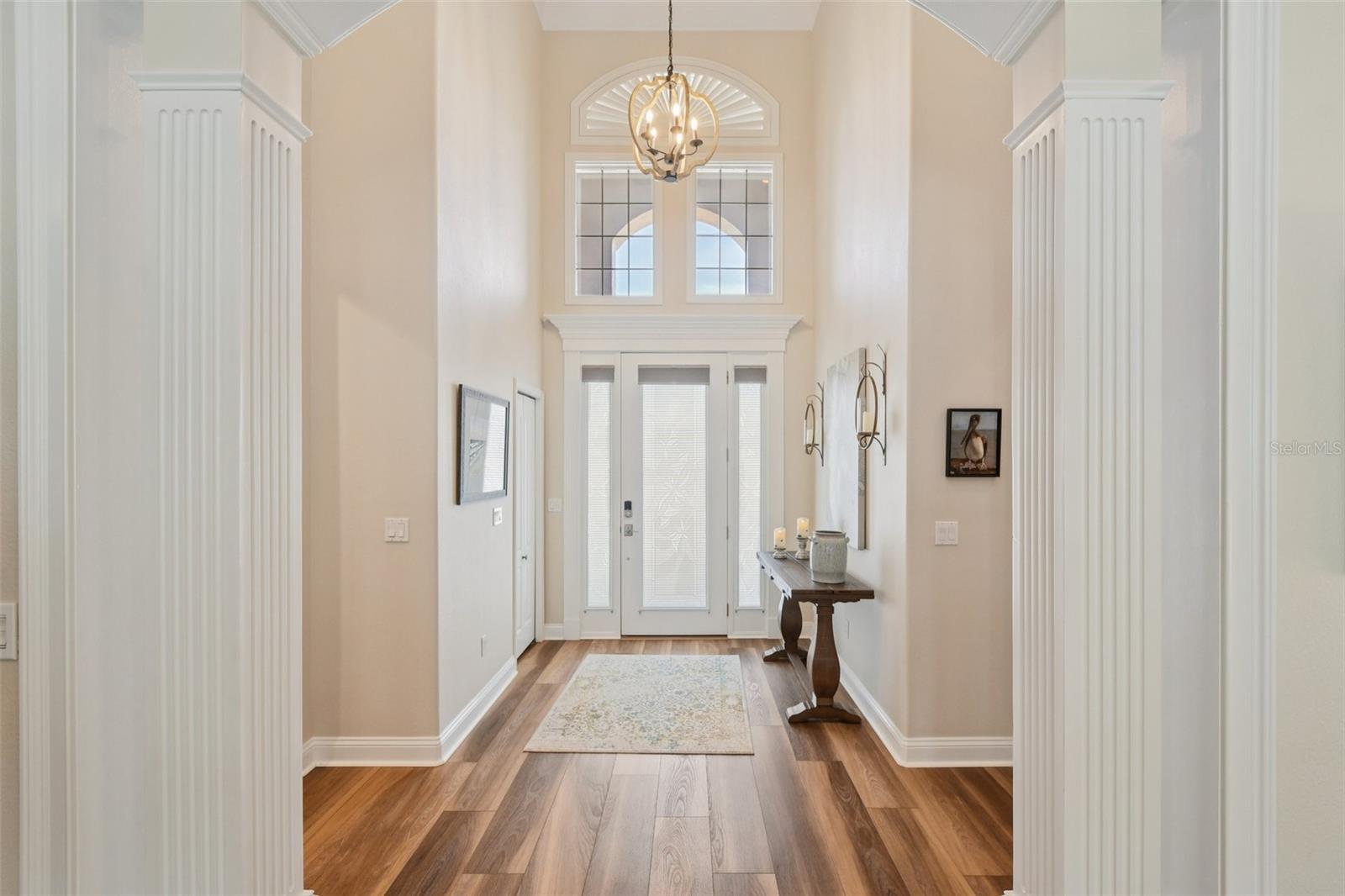 Listing photo id 6 for 101 Longview Way N