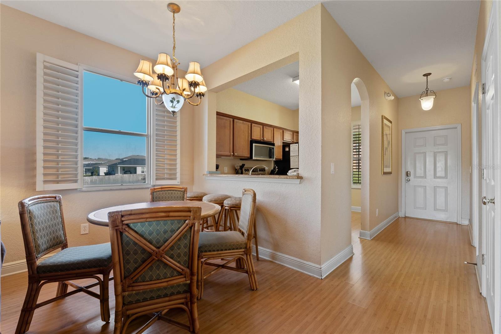 Image 5 of 48 For 3204 Calabria Avenue 3204