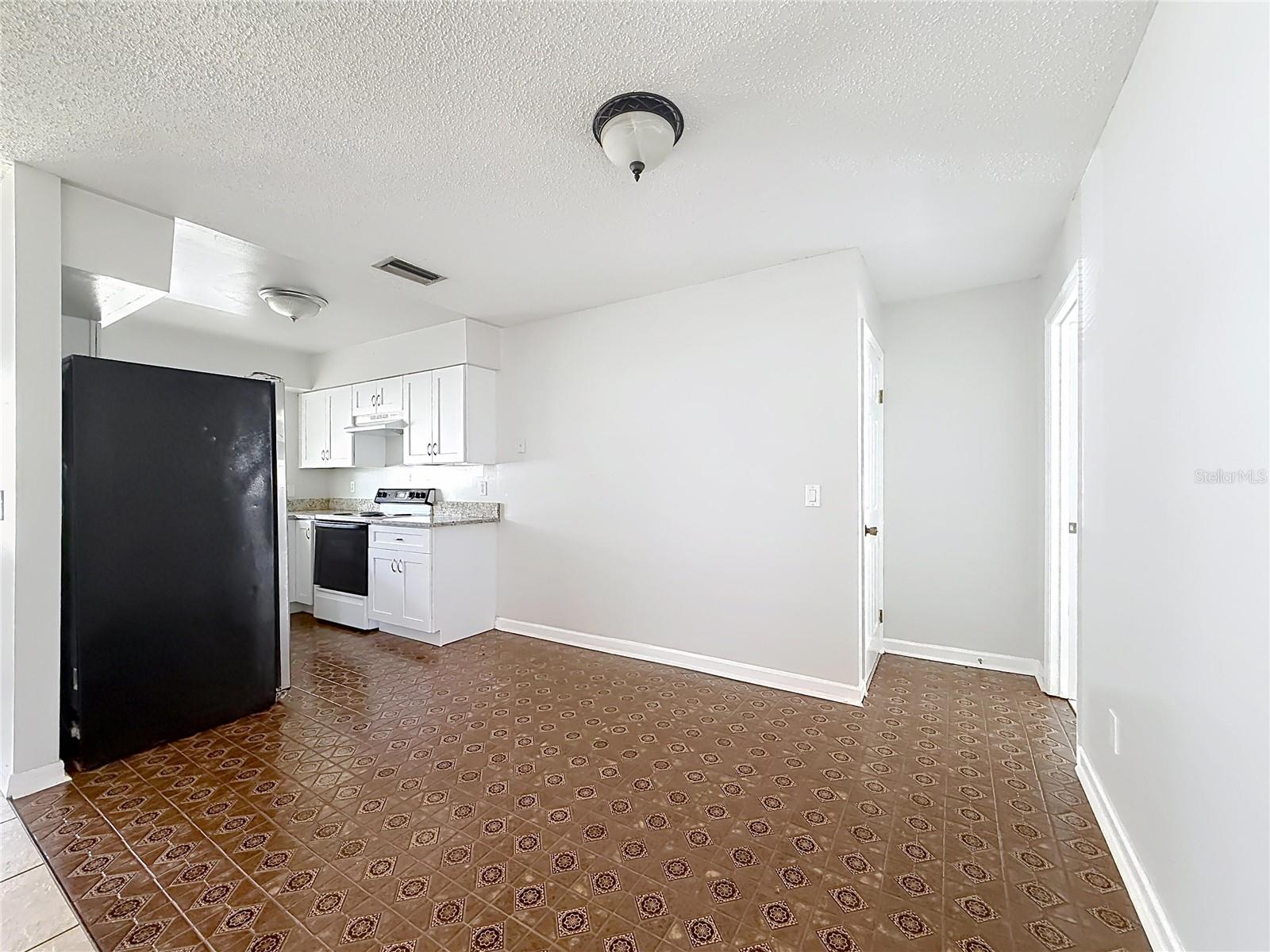 Image 12 of 47 For 1605 17th Avenue