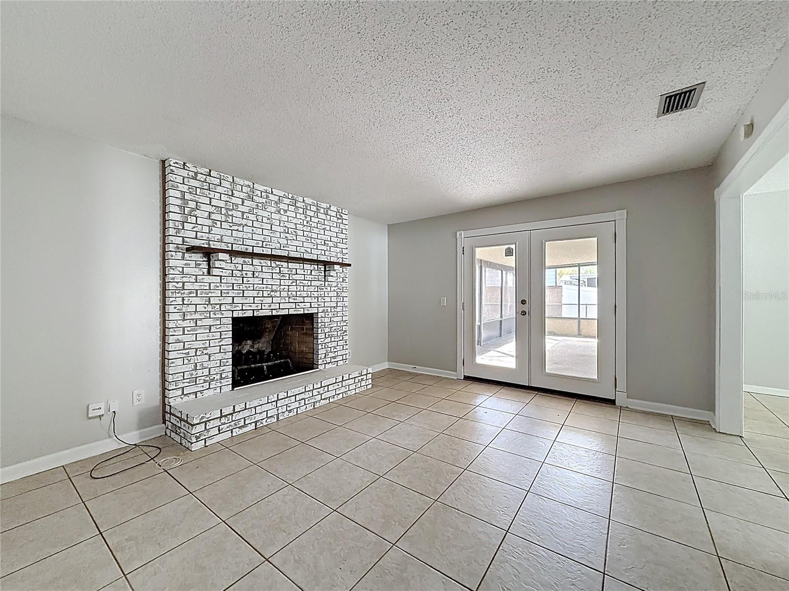 Image 19 of 47 For 1605 17th Avenue