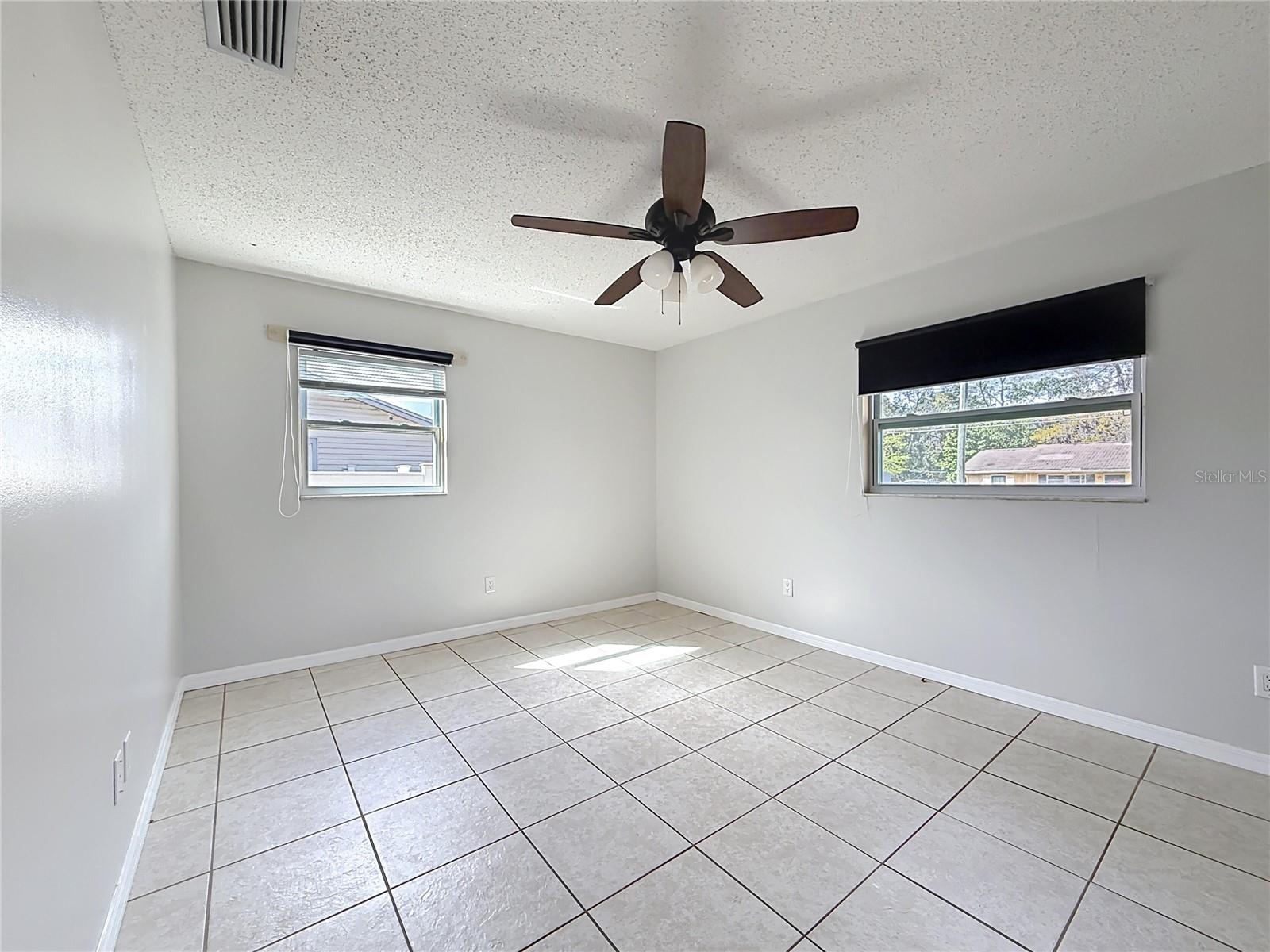 Image 21 of 47 For 1605 17th Avenue