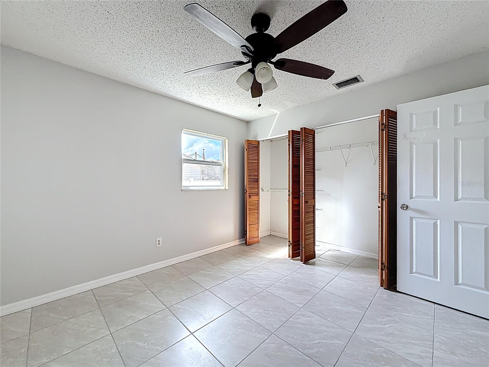 Image 25 of 47 For 1605 17th Avenue