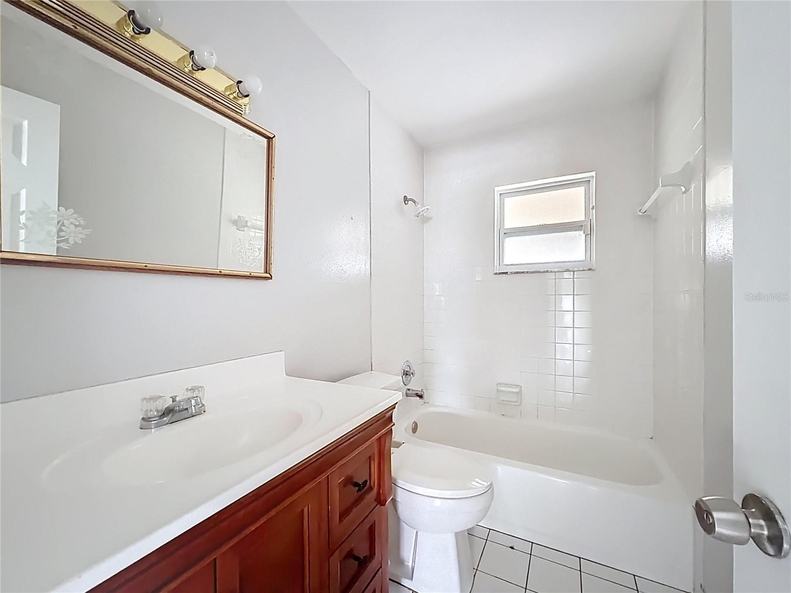 Image 27 of 47 For 1605 17th Avenue