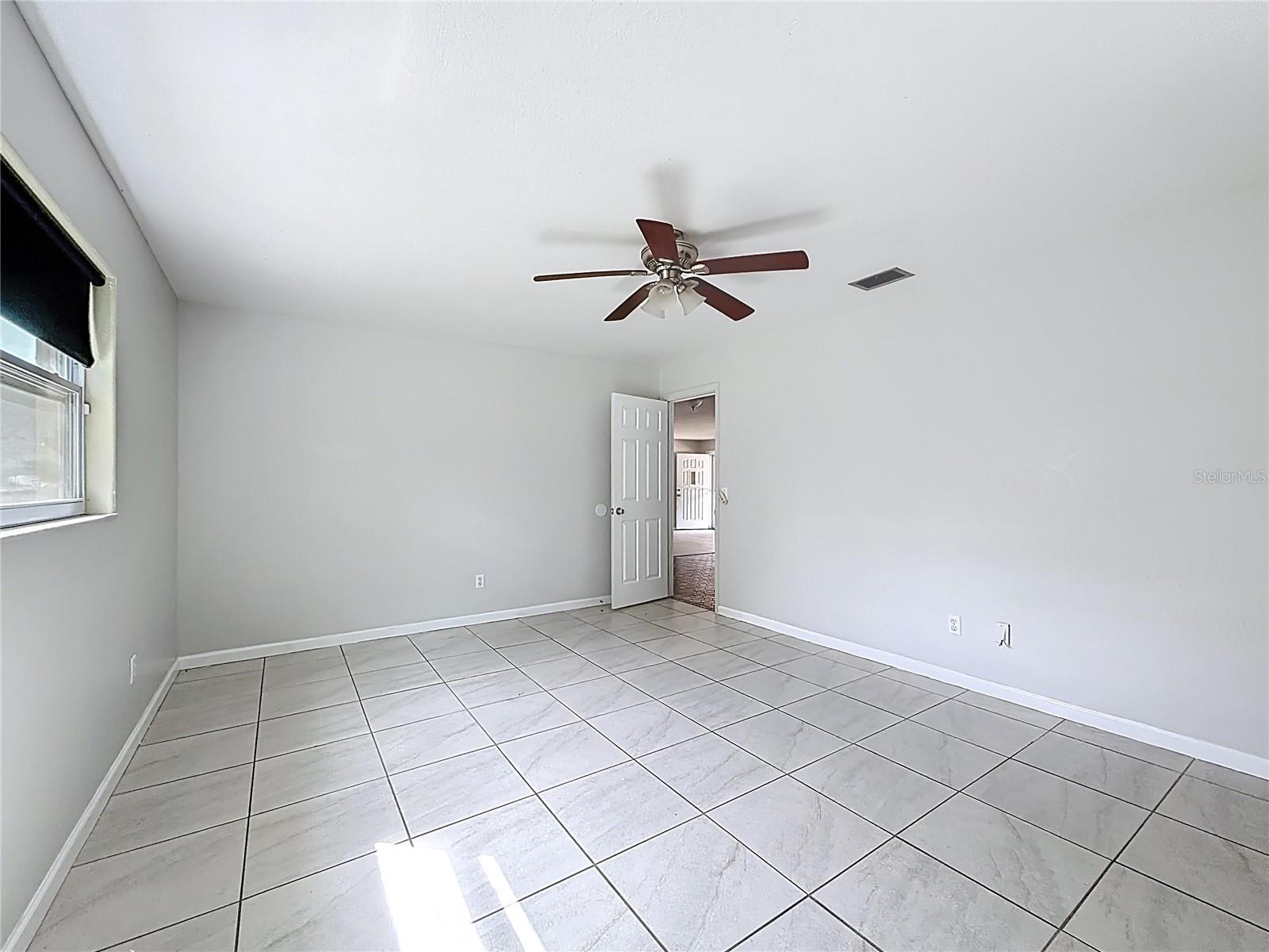 Image 30 of 47 For 1605 17th Avenue