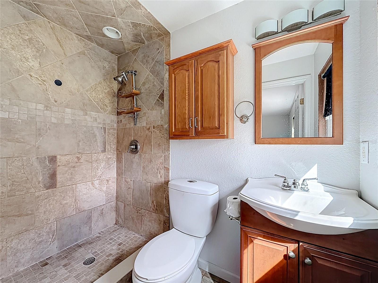 Image 31 of 47 For 1605 17th Avenue