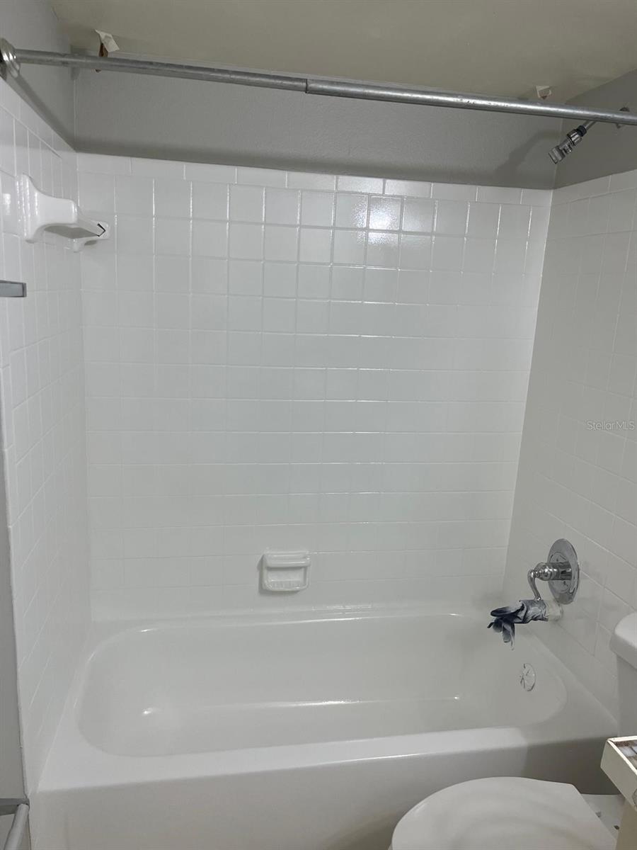 Image 16 of 18 For 588 Orange Drive 129