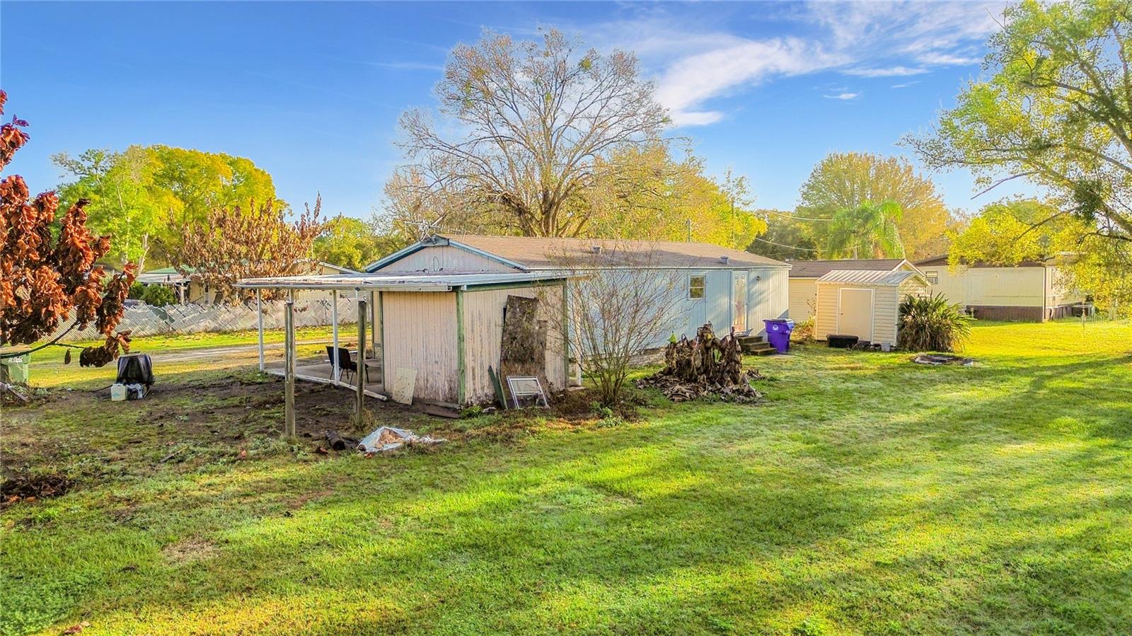 Image 22 of 27 For 820 Robinson Avenue