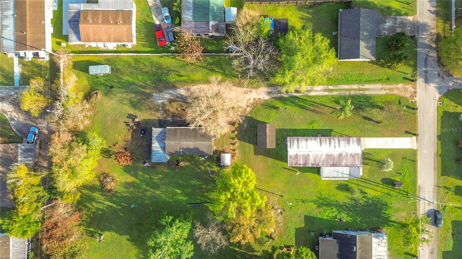 Image 24 of 27 For 820 Robinson Avenue