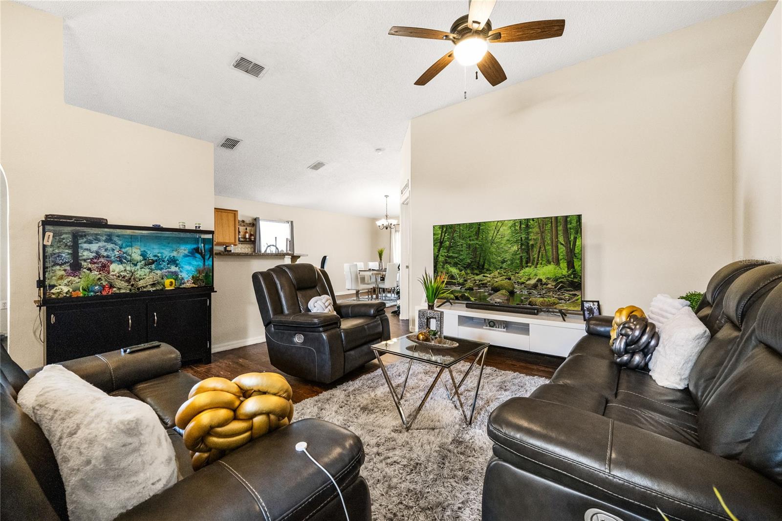 Image 7 of 22 For 125 Cedar Ridge Lane