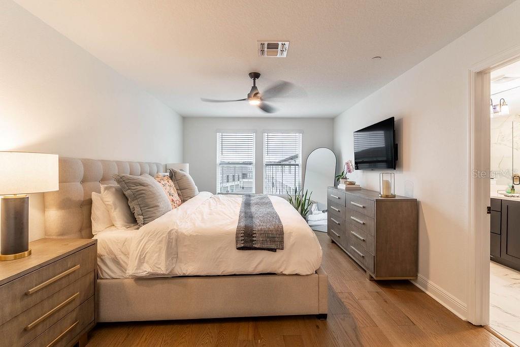 Image 18 of 27 For 12920 Gabor Avenue