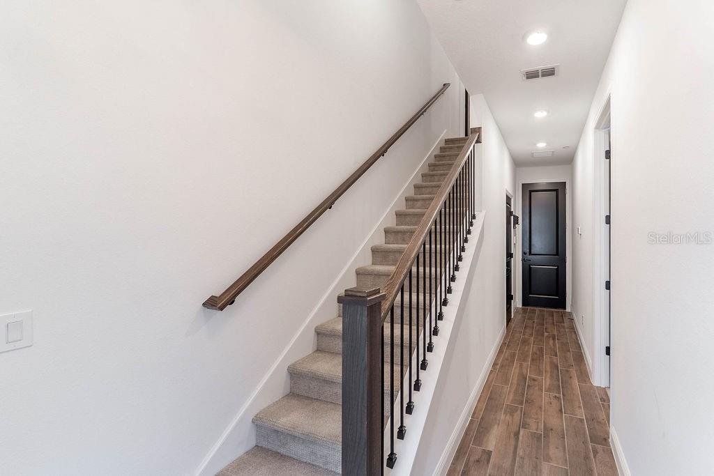 Image 4 of 27 For 12920 Gabor Avenue