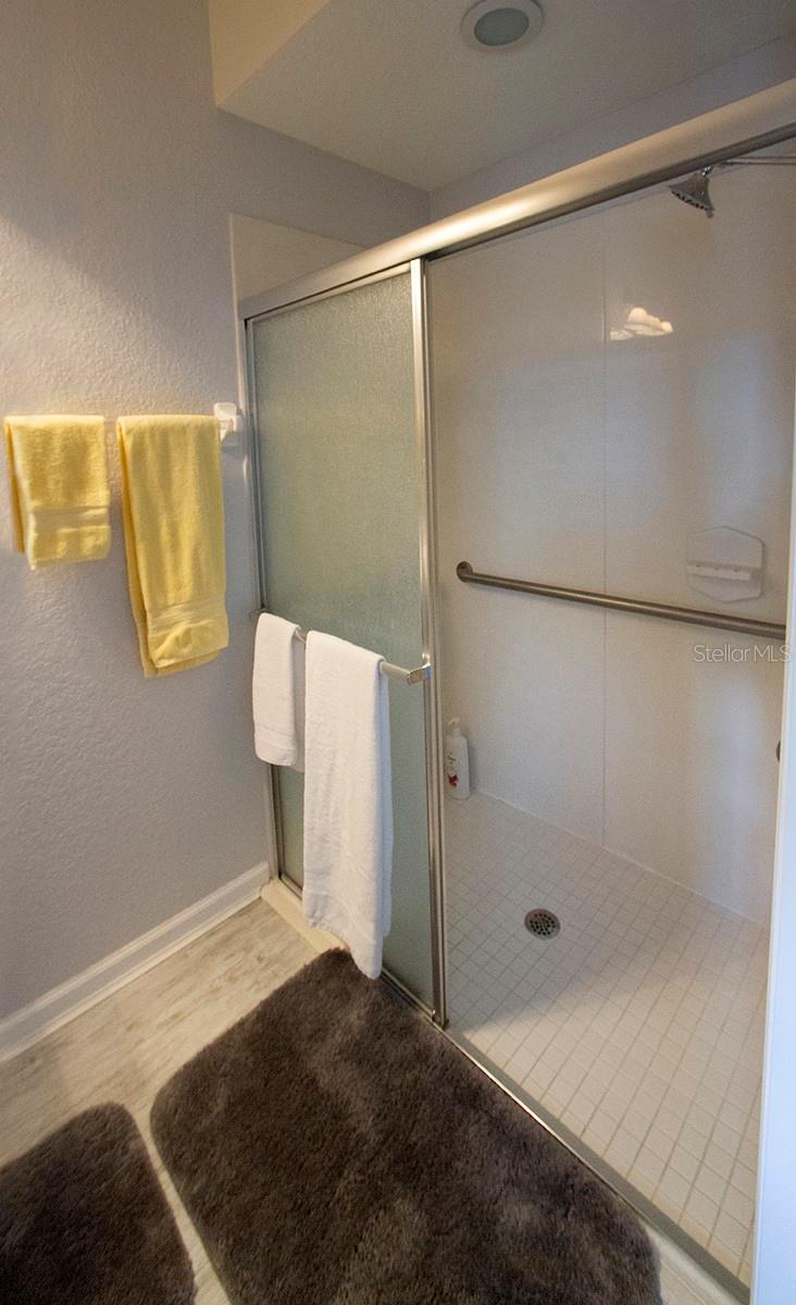 Image 20 of 41 For 4815 Tidecrest Avenue 164