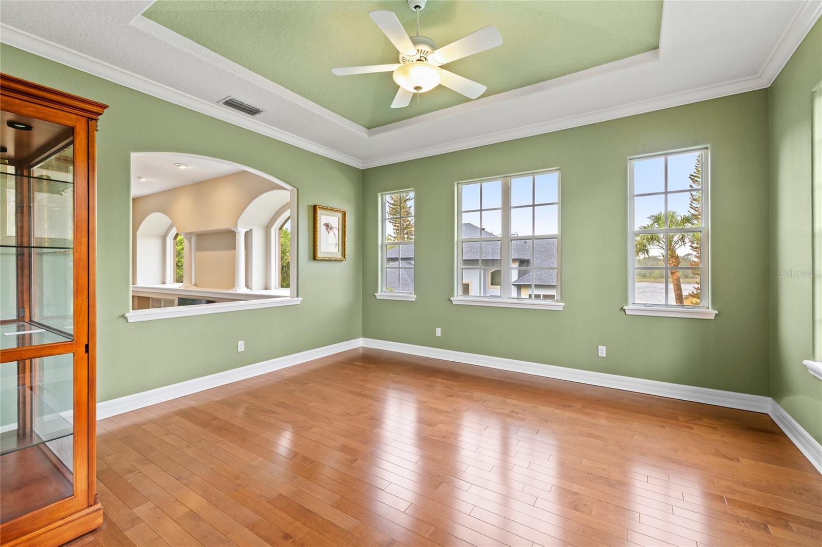 Image 10 of 61 For 5232 Hillview Lane