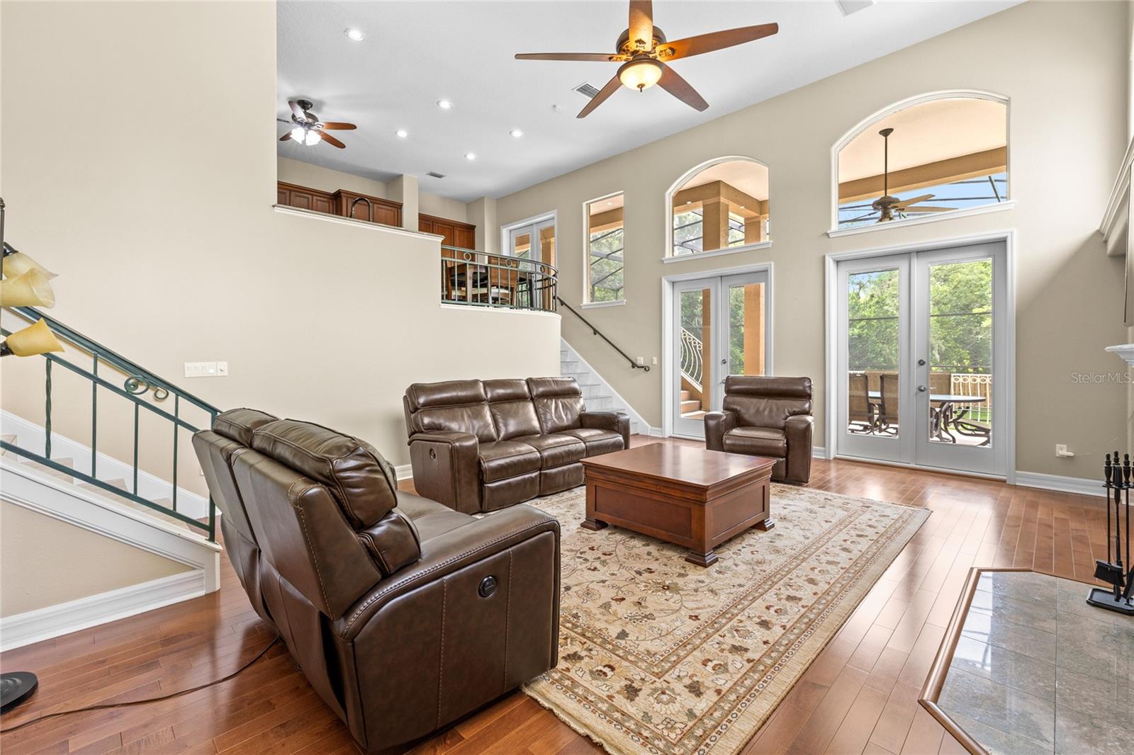 Image 20 of 61 For 5232 Hillview Lane